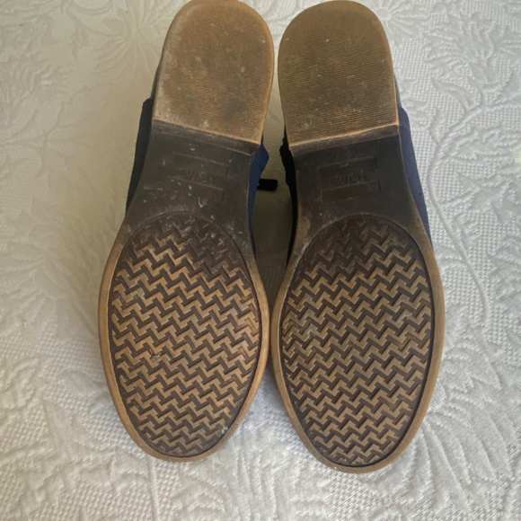 Tom’s Blue Suede ankle boots, Size 6.5 - Picture 5 of 8